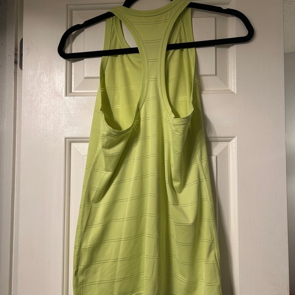 Athleta Women's Black and Yellow Tops - Picture 6 of 10